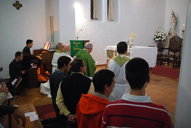 Bispo do Algarve diz que o Lausperene tem sido a iniciativa “mais eficaz” para sensibilizar para a oração pelas vocações