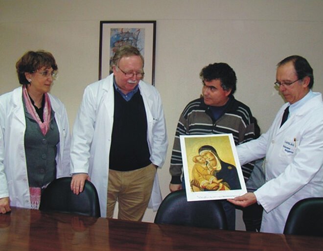 Pintor algarvio doa serigrafia sacra para a capela do Hospital de Faro