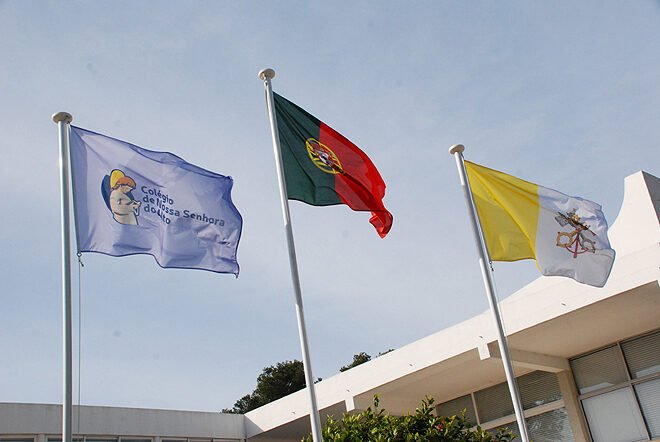 Colegio_n_sra_alto_bandeiras