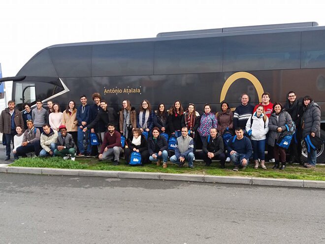 Algarvios fizeram mais de 8.400 kms de autocarro para estar no 39º Encontro Europeu de Jovens de Taizé