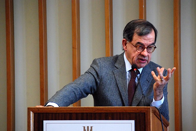 Guilherme d’Oliveira Martins lembrou ao clero do sul que “não há política cristã”