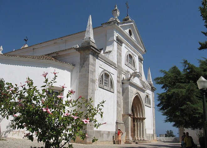 Paróquias de Tavira constituem empresa para financiar a manutenção do património