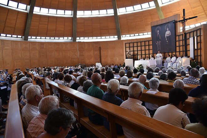 Peregrinação levou cerca de 400 avós ao Santuário da Mãe Soberana