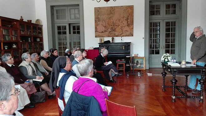 Consagrados a trabalhar no Algarve reuniram-se para refletir como “ser pão para os outros”