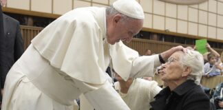 Papa institui Dia Mundial dos Avós e dos Idosos, apelando ao encontro de gerações