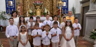 Igreja Greco-Católica Ucraniana no Algarve prepara anualmente crianças para a primeira comunhão (c/fotogaleria)