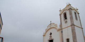 Diocese do Algarve e paróquia de Vila do Bispo assinam acordos com Câmara Municipal para valorização do património cultural religioso
