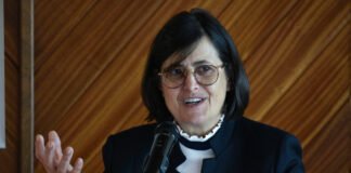 Biblista apelou ao clero do sul do país para “desenvolver uma cultura da escuta” da juventude