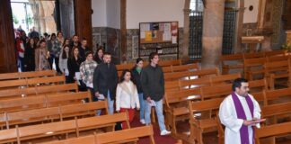 Foram 90 os adultos que vieram pedir à Diocese do Algarve para começar e completar a iniciação cristã (c/fotorreportagem)