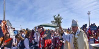 Bispo do Algarve disse aos finalistas da UAlg que “não há verdadeira realização pessoal desligada da procura do bem de todos” (c/vídeo)