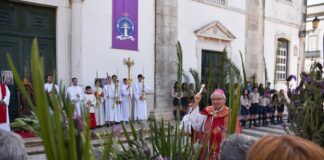 Domingo de Ramos: Bispo do Algarve deseja que esta Semana Santa possa “alicerçar” a fé para não estar sujeita a “ventos” e “marés” (c/fotorreportagem)