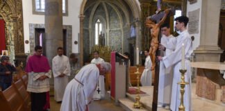 Sexta-feira Santa: bispo do Algarve pediu que “a luz da cruz de Cristo” possa “iluminar os que dirigem os destinos dos povos”
