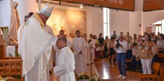 Igreja do Algarve em festa com ordenação de novo diácono rumo ao sacerdócio (c/fotorreportagem)