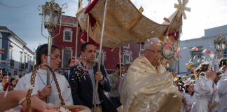 Corpo de Deus: Bispo do Algarve lembra que uma “Igreja eucarística” é “sinodal, missionária e ministerial” (c/fotorreportagem)