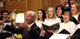 Igreja matriz de Olhão recebe cantata a Nossa Senhora da Conceição do padre António Cartageno