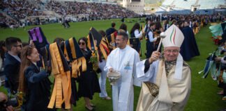 Bispo do Algarve pediu aos finalistas da UAlg que coloquem “o saber adquirido ao serviço dos outros” (c/vídeo)