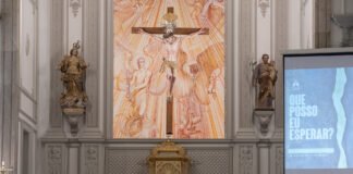 Cadeia de oração da Igreja do Algarve para que surjam padres e religiosos teve início em Lagos