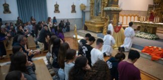 Católicos algarvios voltam a rezar dia e noite para que surjam padres e religiosos