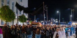 Bispo do Algarve lembrou na Procissão do Enterro do Senhor que a morte é “passagem para vida plena com Deus”