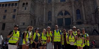 Jovens das paróquias de Lagos peregrinaram com o pároco a Santiago de Compostela