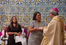 Diocese do Algarve ofereceu uma cruz peitoral ao novo bispo (c/vídeo e fotorreportagem)