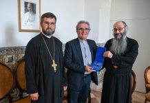 Bispo ortodoxo apresentou cumprimentos a D. Vitorino Soares