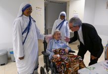 Bispo do Algarve visitou a casa das irmãs Missionárias da Caridade